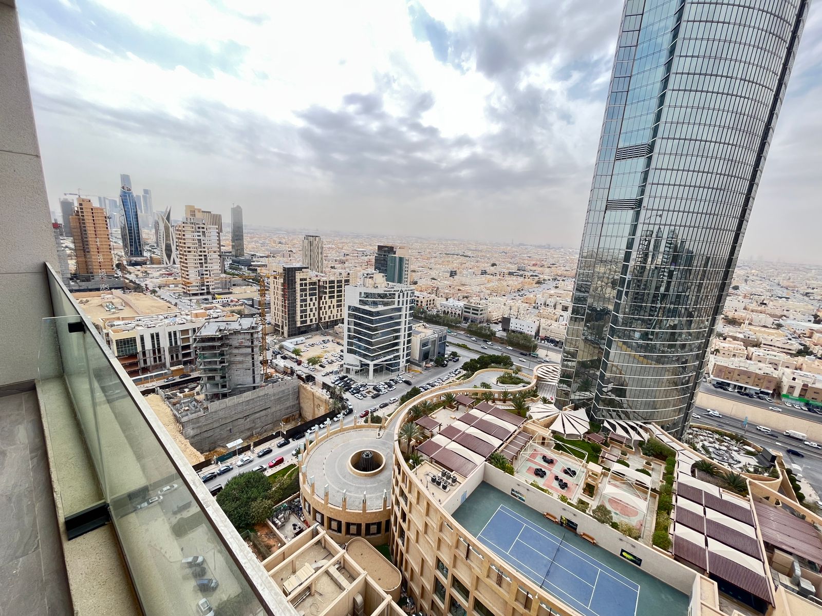 Penthouse for sale in Riyadh with skyline views thumbnail 2