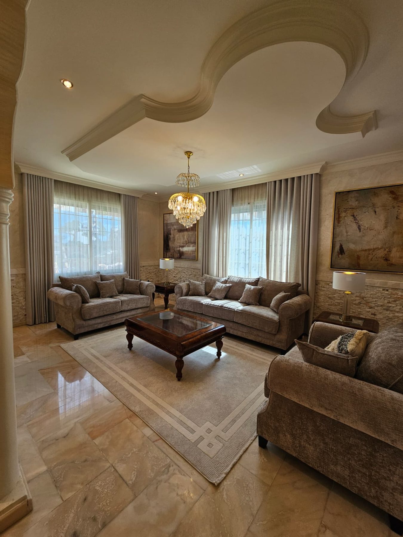 Rent a Furnished Villa with a Private Pool in Al Olaya, Riyadh thumbnail 12