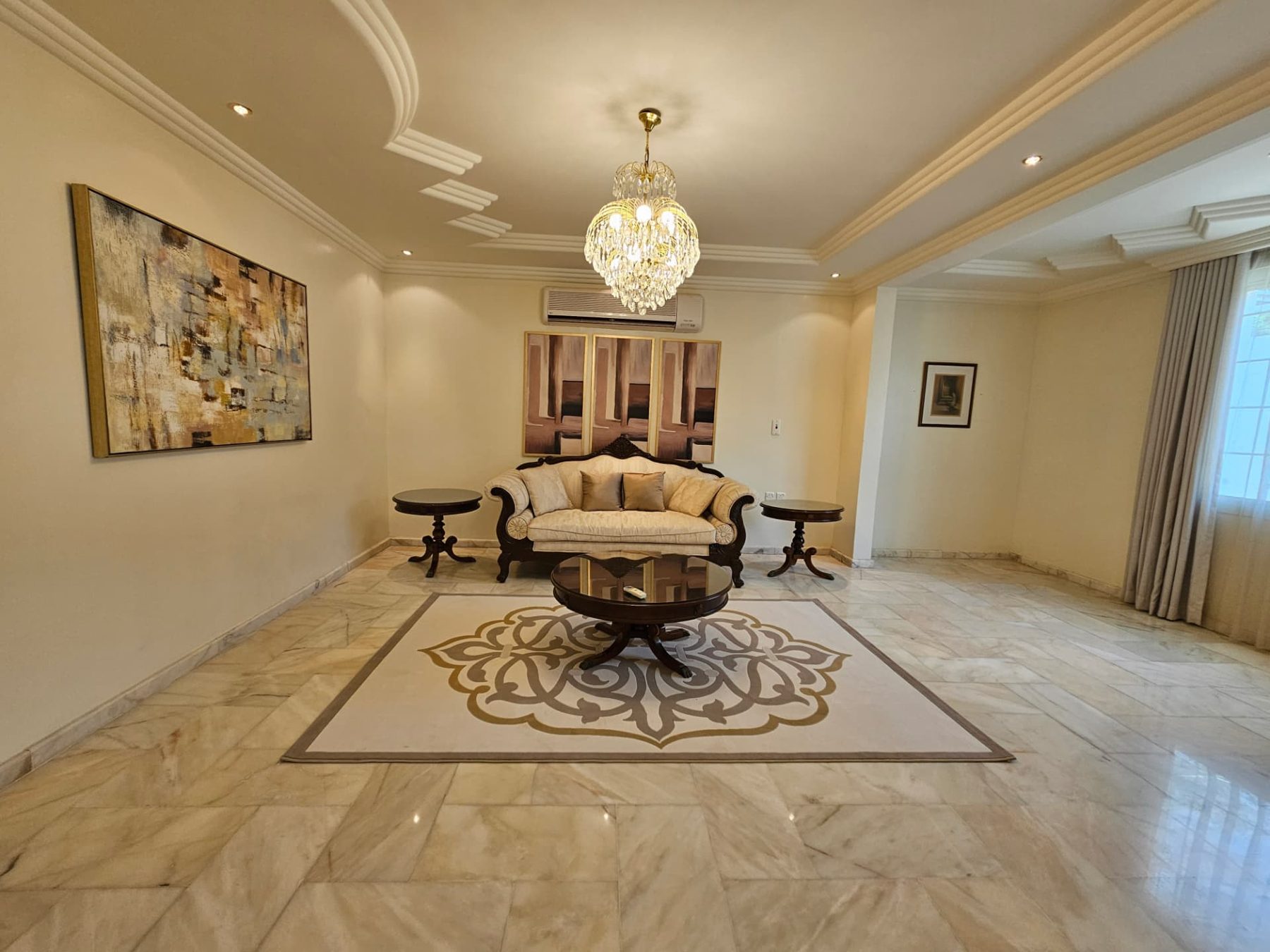 Rent a Furnished Villa with a Private Pool in Al Olaya, Riyadh thumbnail 14