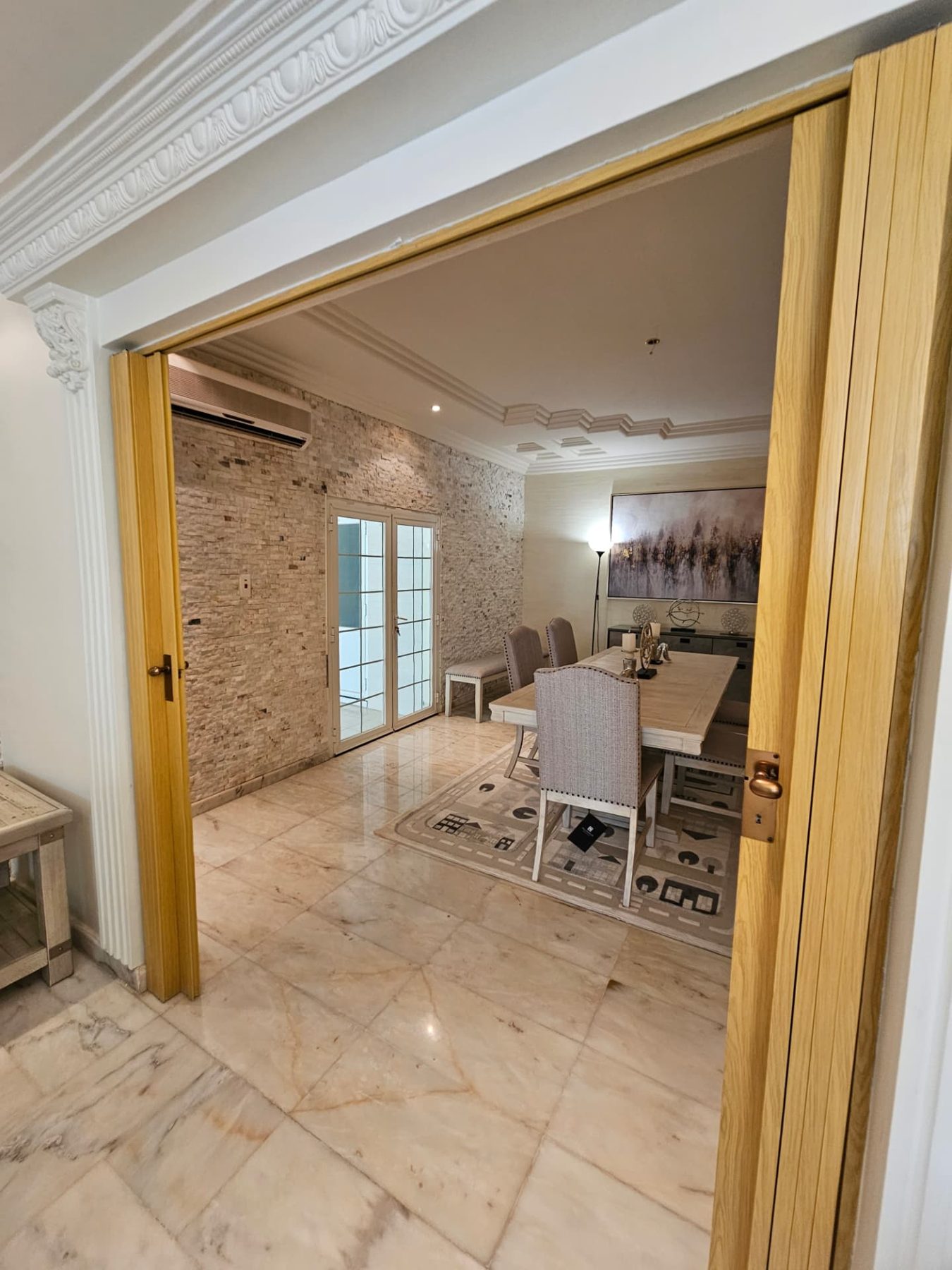 Rent a Furnished Villa with a Private Pool in Al Olaya, Riyadh thumbnail 3