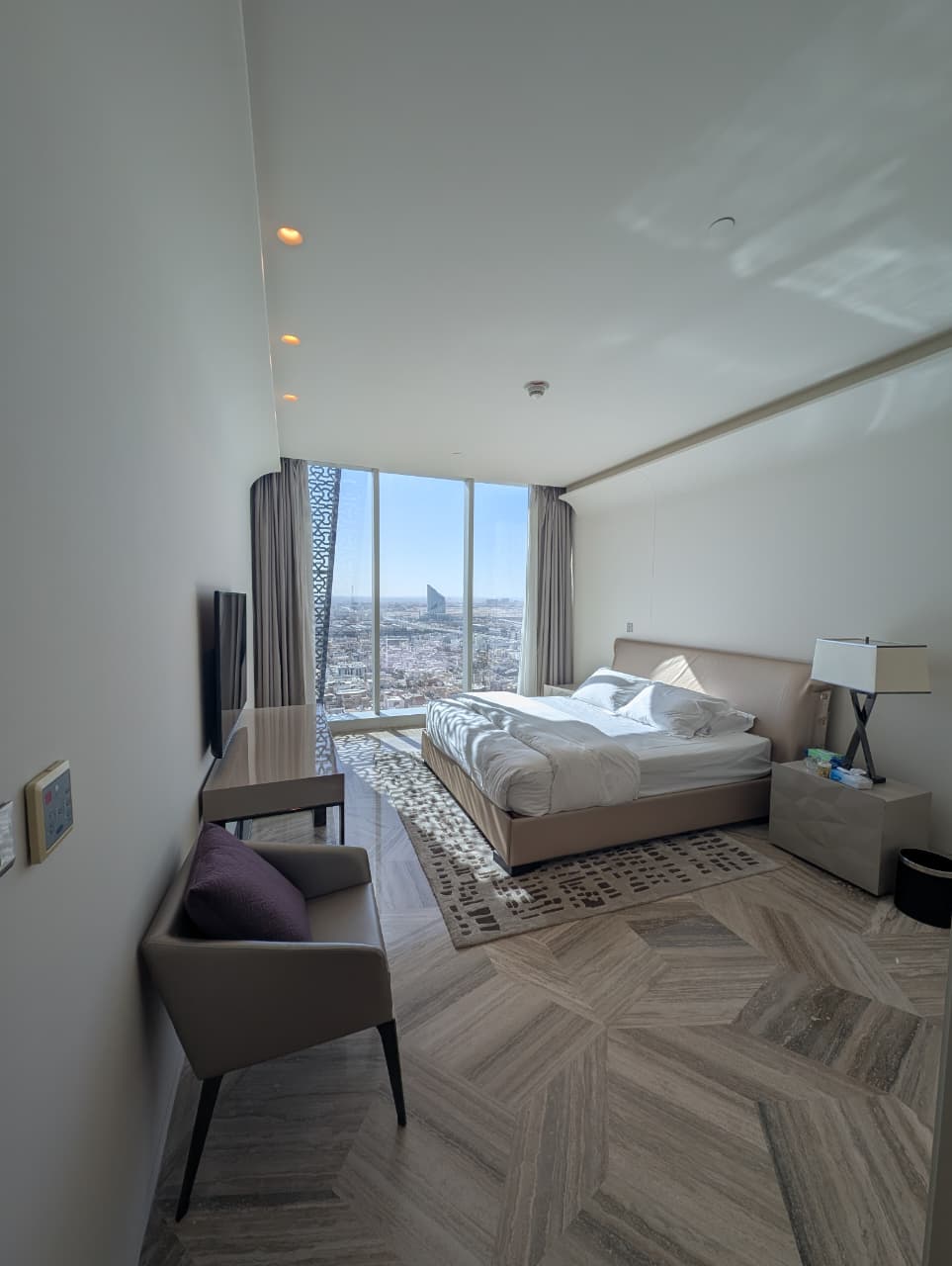 Buy a Unique Designer Apartment in DAMAC Tower, with interiors by Fendi thumbnail 4