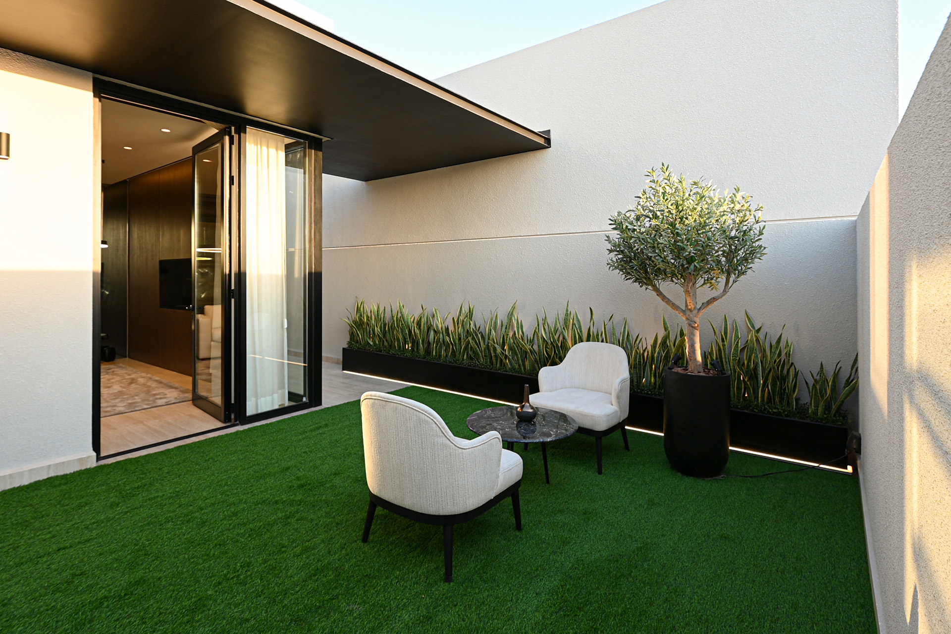 Luxury Floors at Qurtuba — view 2